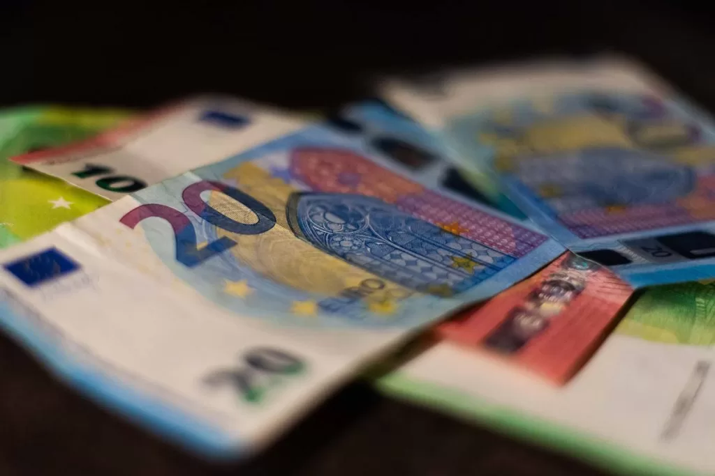 Visi pokyčiai 2026-aisiais: mokesčiai, pensijos, įstatymų naujovės